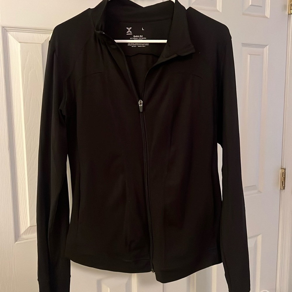 Xersion black athletic jacket size large